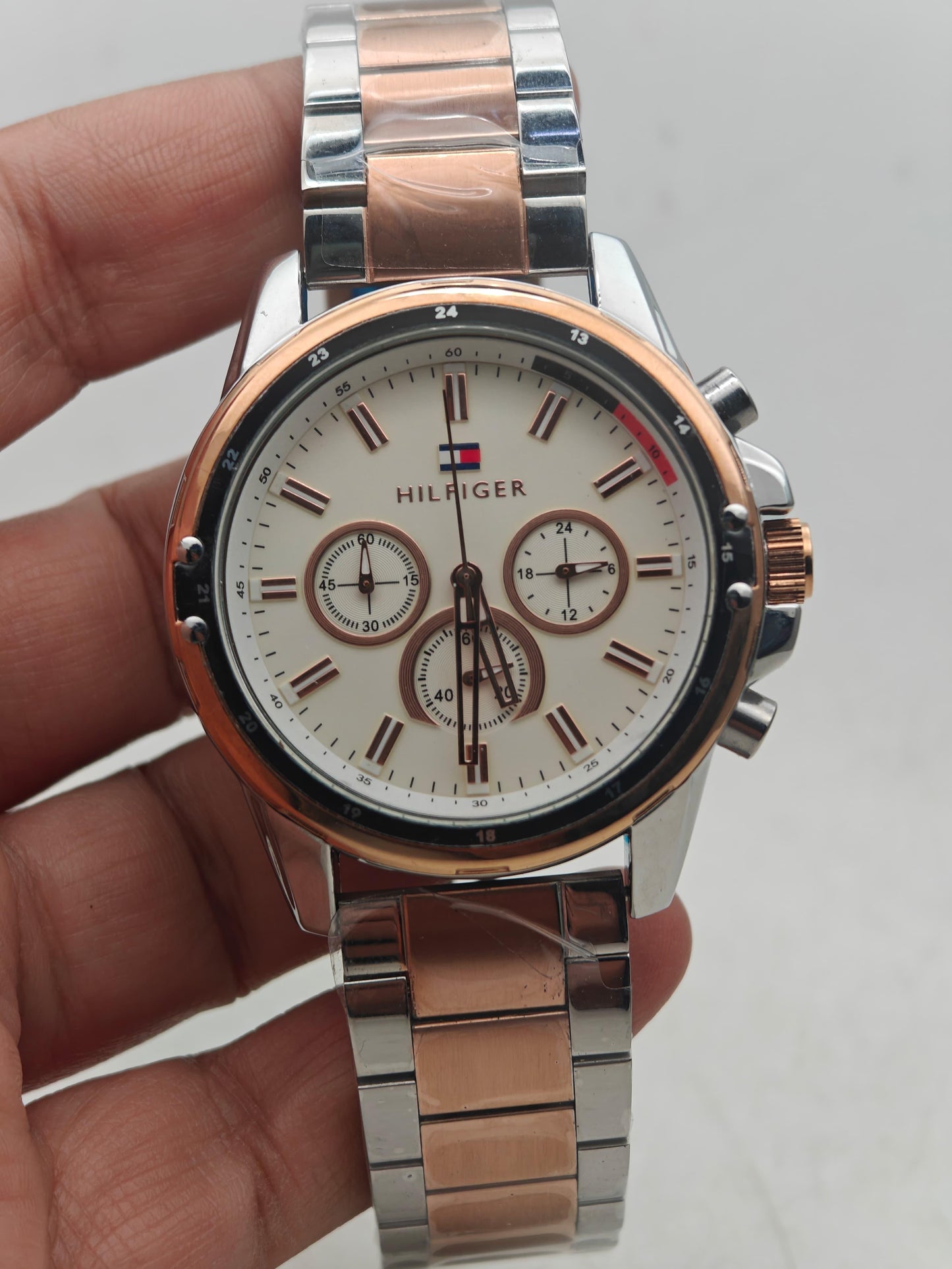 Tommy Hilfiger Decker White with bronze strap